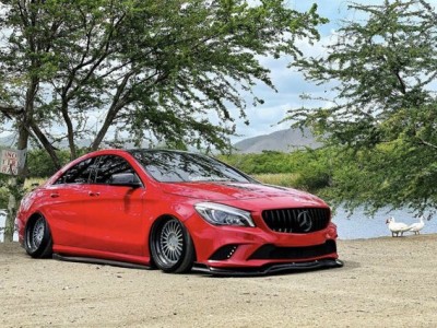 Red Mercedes-Benz cla Airstruts are popular in Puerto Rico
