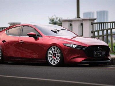 The new era of Mazda 3 Axela Air struts cool and low lying style