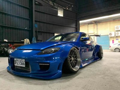 Taiwan Mazda RX-8 Air struts handsome trot