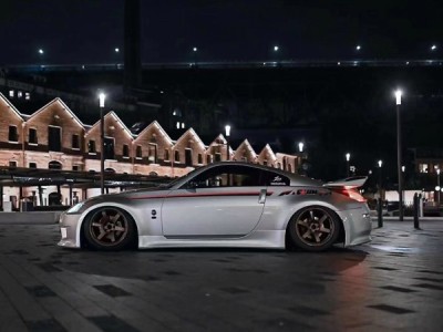Australia Nissan Fairlady Air struts low lying style