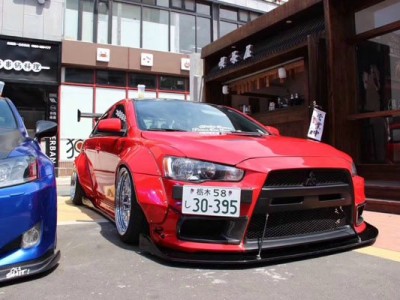 Stylish and dynamic Mitsubishi Lancer Air struts not limited to control