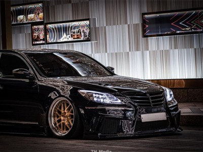 Laurence Coupe: An Outstanding Representation of Unique Air Struts Suspension Technology