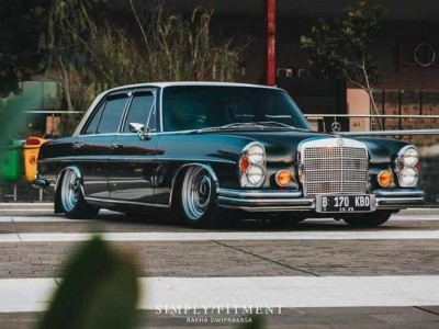Revolutionizing Elegance: The Transformed Mercedes-Benz E55 W108  Air Suspension